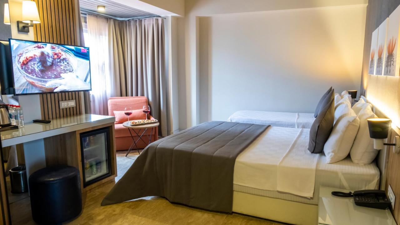 Ariel Hotel Alacati Exterior photo